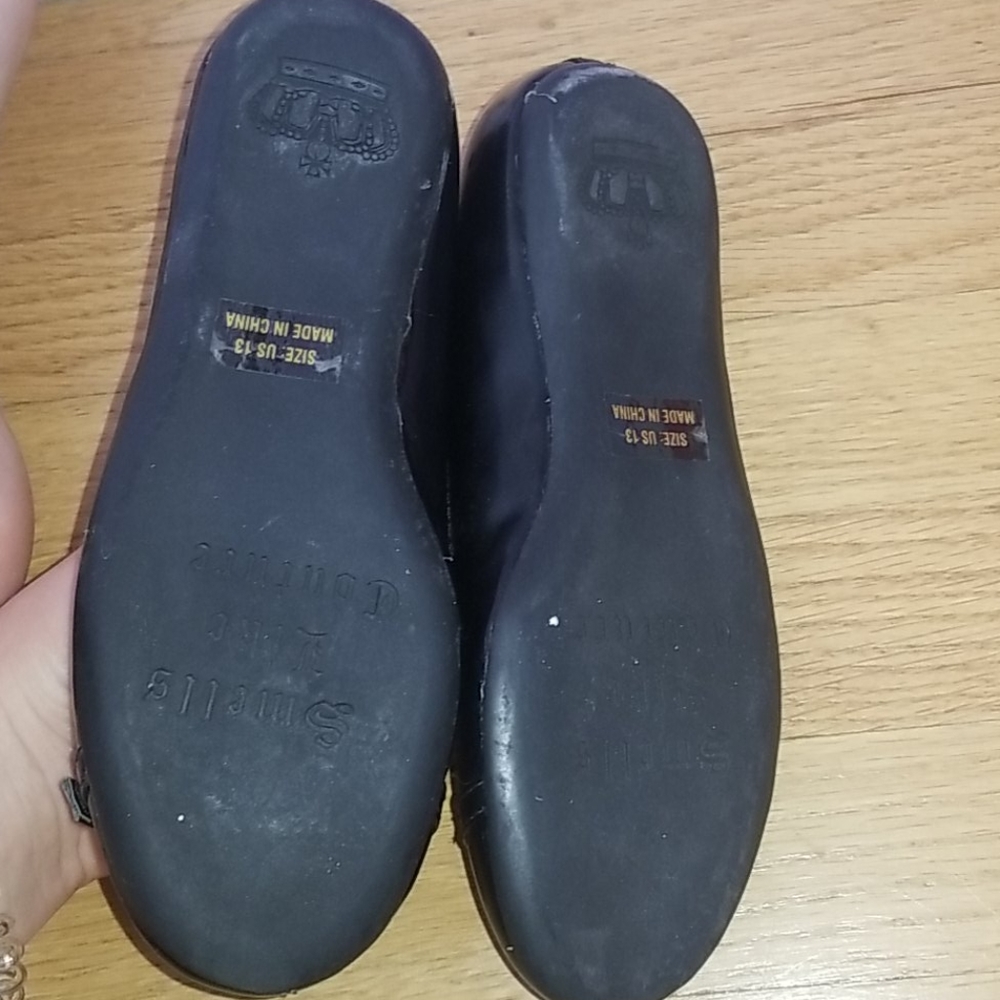 Brand new juicy shoes - Picture 3 of 3